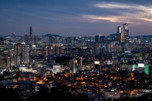 韓国ドラマを楽しむ一人暮らしのあなたへ、ブルーライト対策はこれで決まり？
